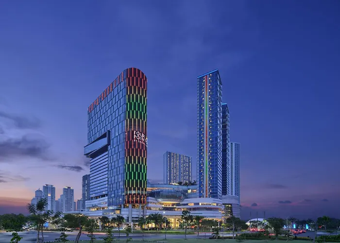 Four Points By SheratonHotel Surabaya